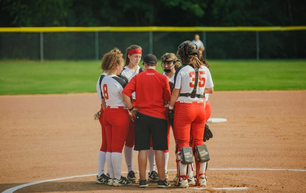 RHS Varsity Girls Softball is Primed for Success