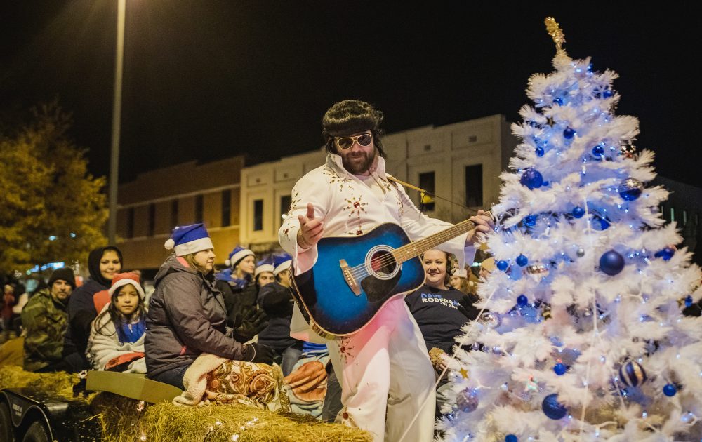 1000 Words: Downtown Rome Christmas Parade