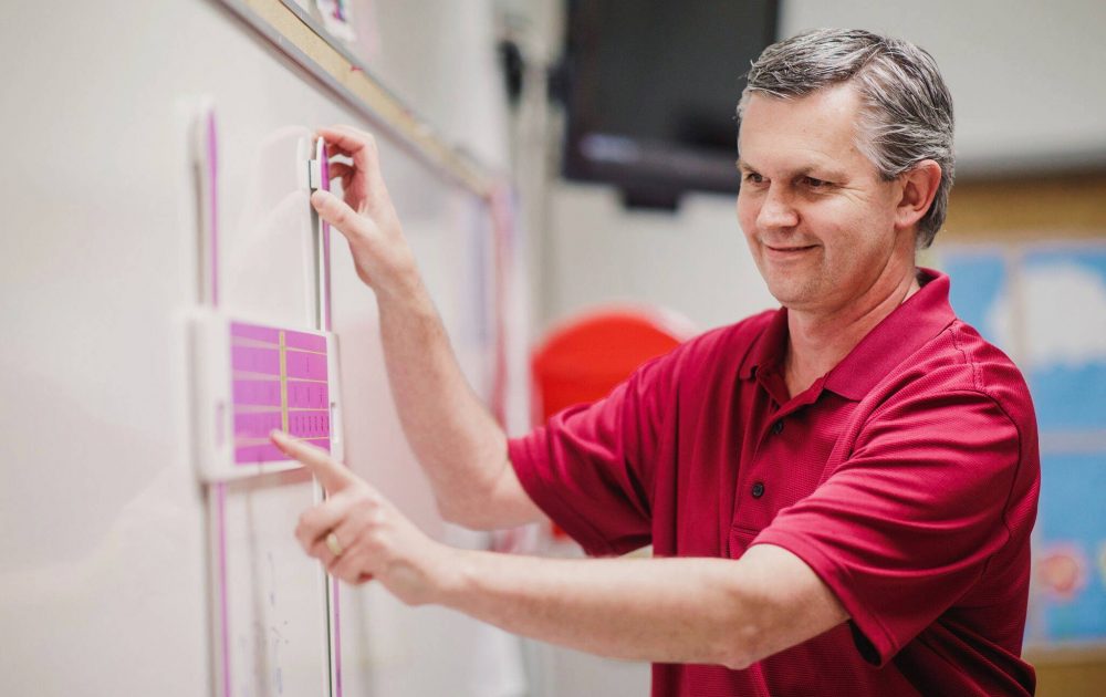 Elm Street Teacher Jim Franklin Develops New Way to Teach Math.