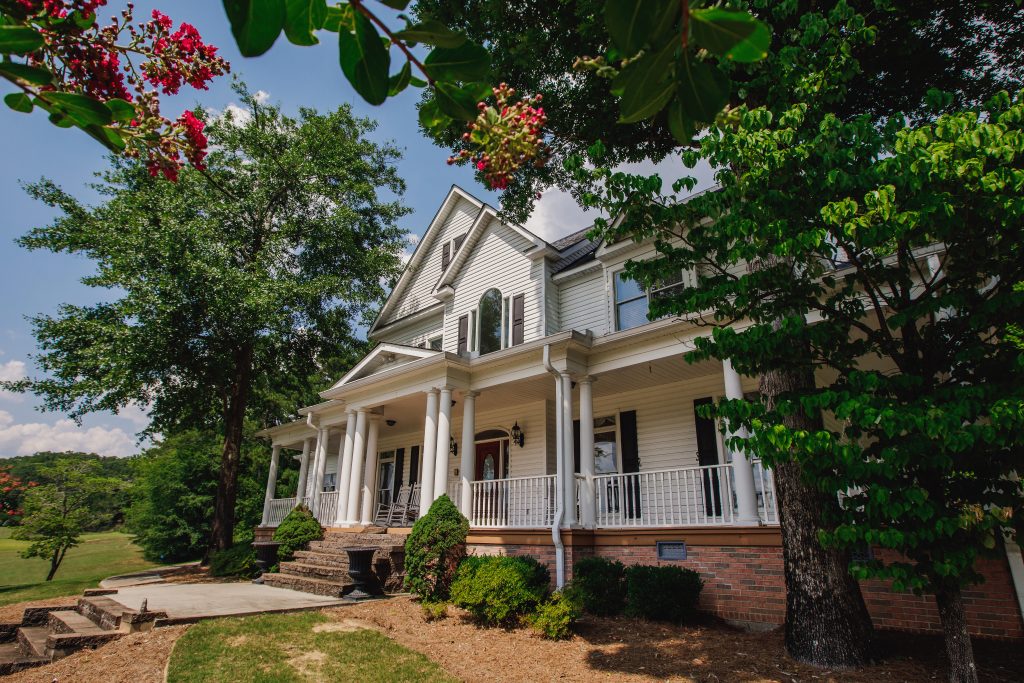 Taylor Estate A Breathtaking Wedding Venue. Read V3