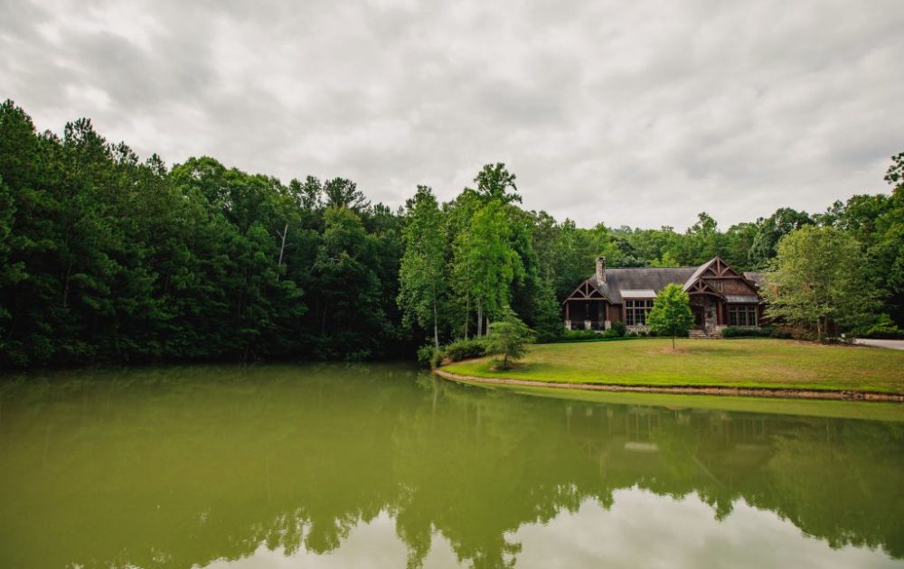 Hardy Home offers a 43-Acre Nature-Lover’s Paradise
