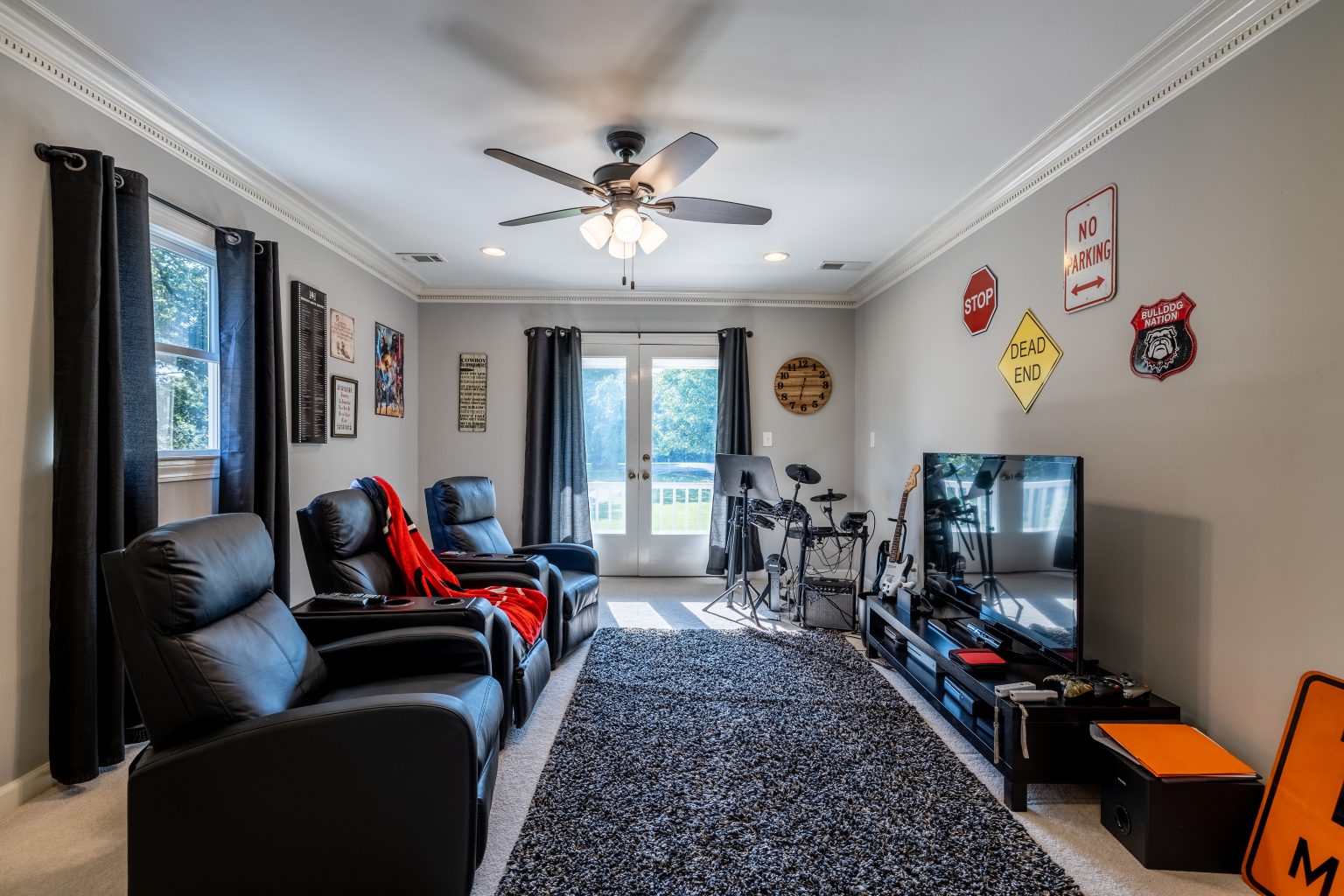 Hardy Home Riverside Retreat Read V3