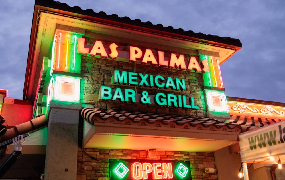 Give the gift of Las Palmas…for free.
